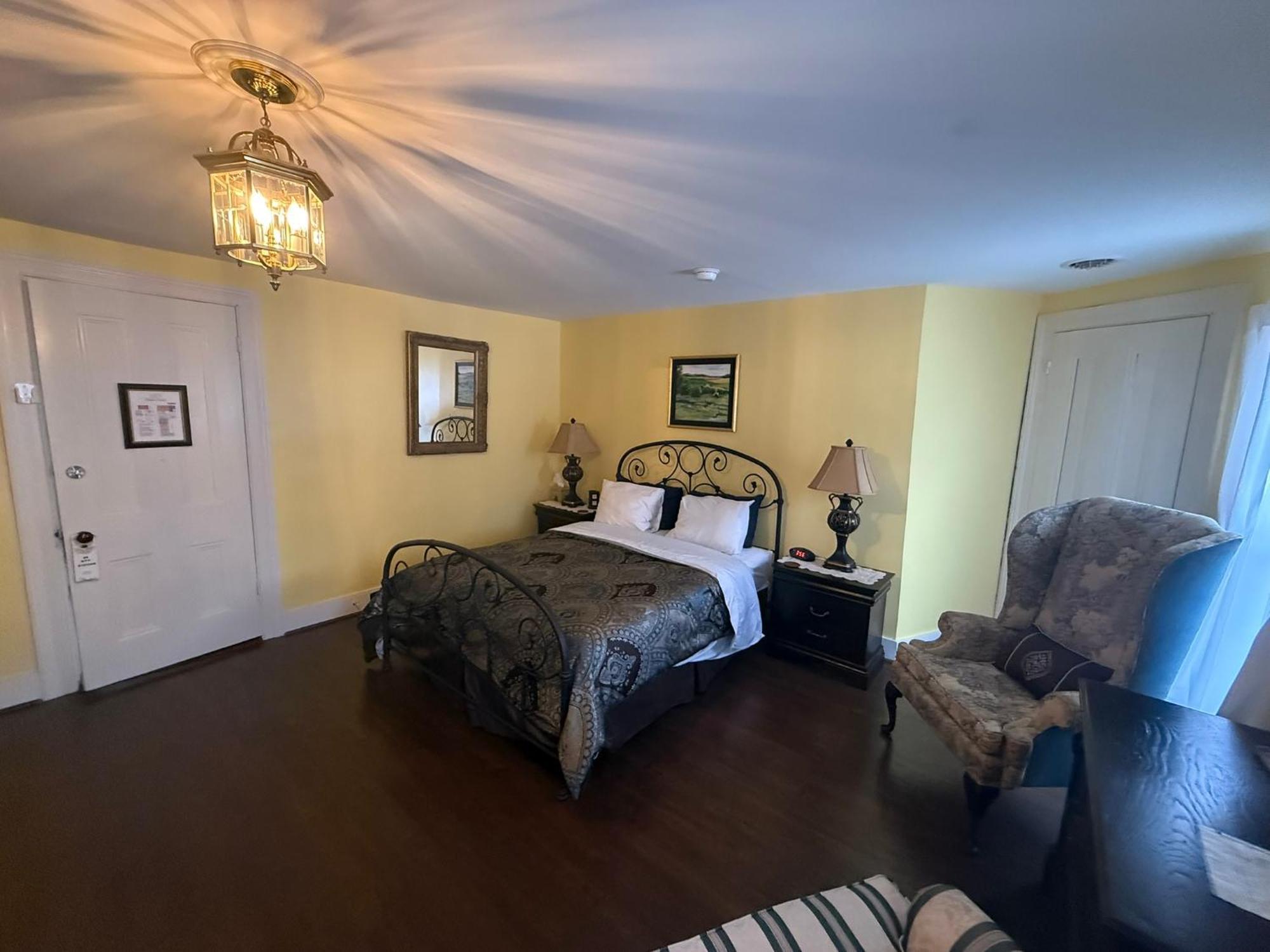 The Gridley Inn B&B Уотерлу Экстерьер фото