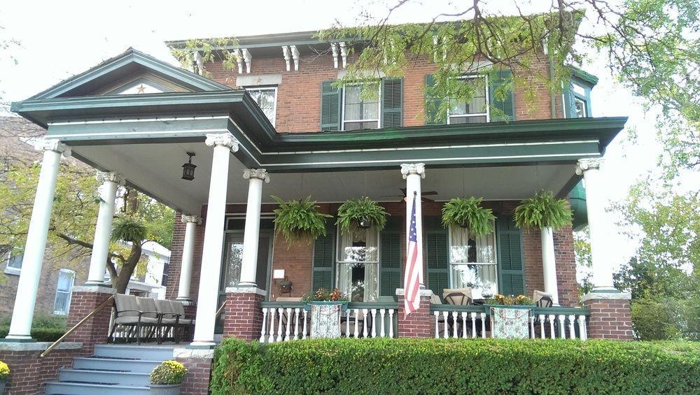 The Gridley Inn B&B Уотерлу Экстерьер фото
