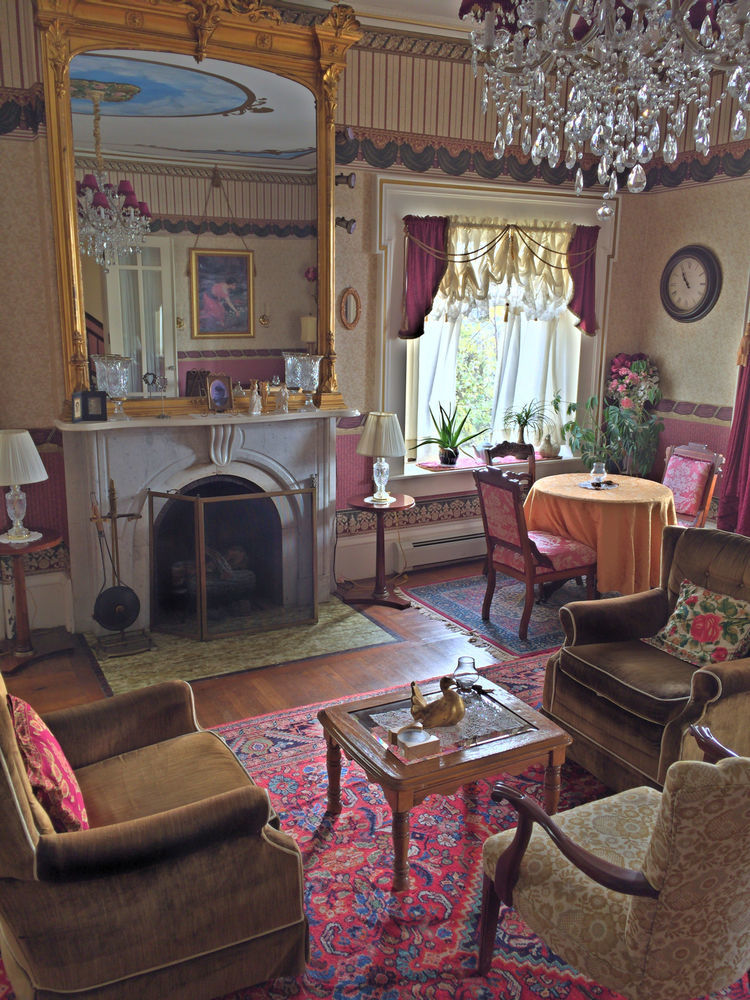 The Gridley Inn B&B Уотерлу Экстерьер фото