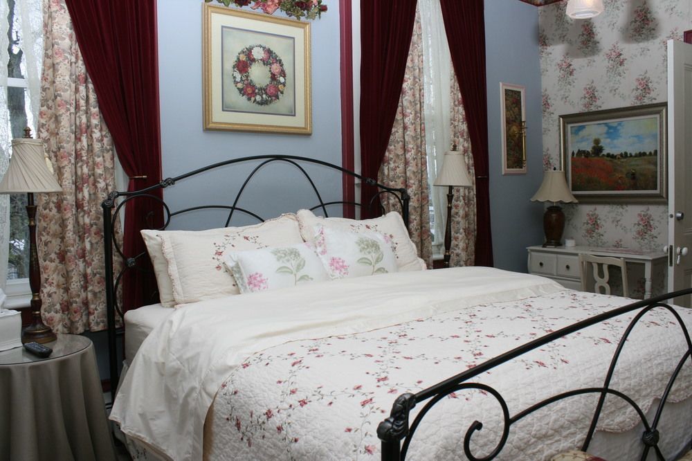 The Gridley Inn B&B Уотерлу Экстерьер фото