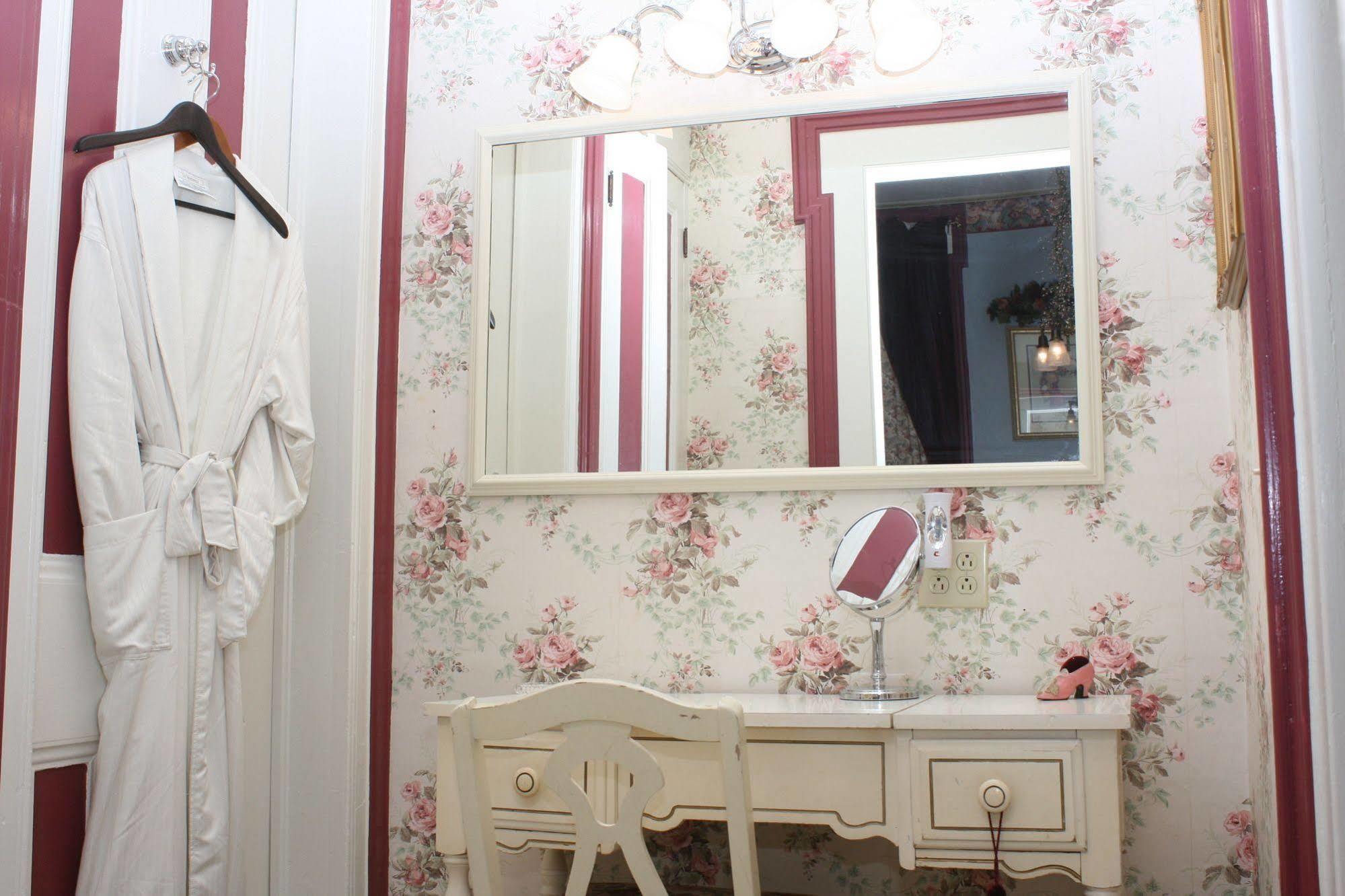 The Gridley Inn B&B Уотерлу Экстерьер фото